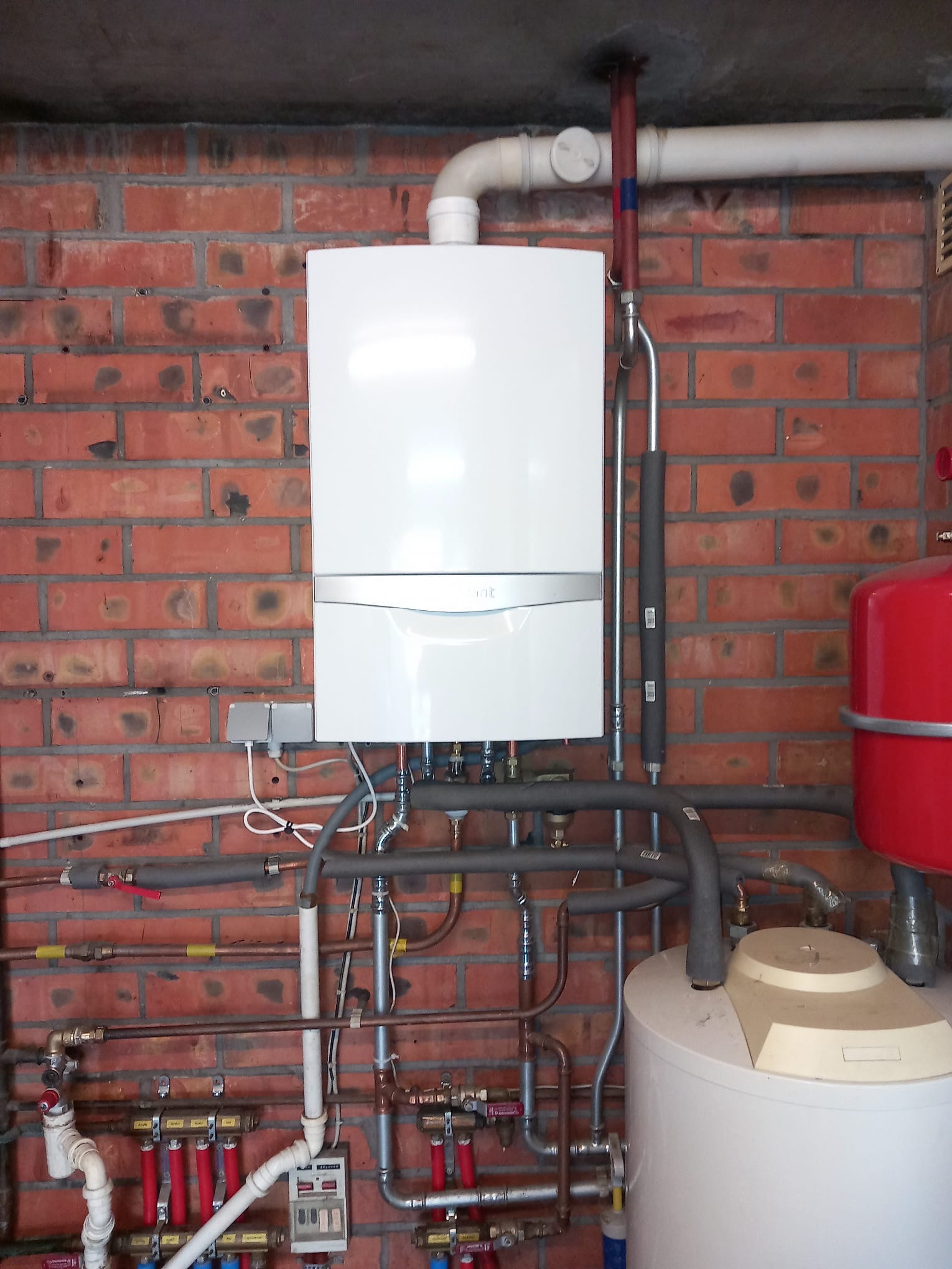 3a5a25b6-5651-40d6-9f06-f41121c0fc9c